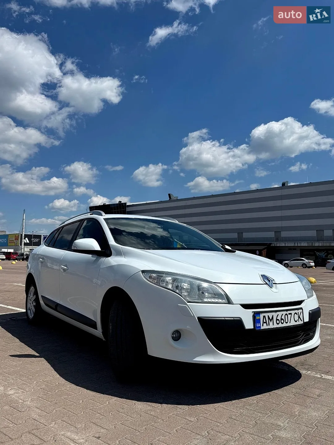 2011 Renault Megane - фото 1