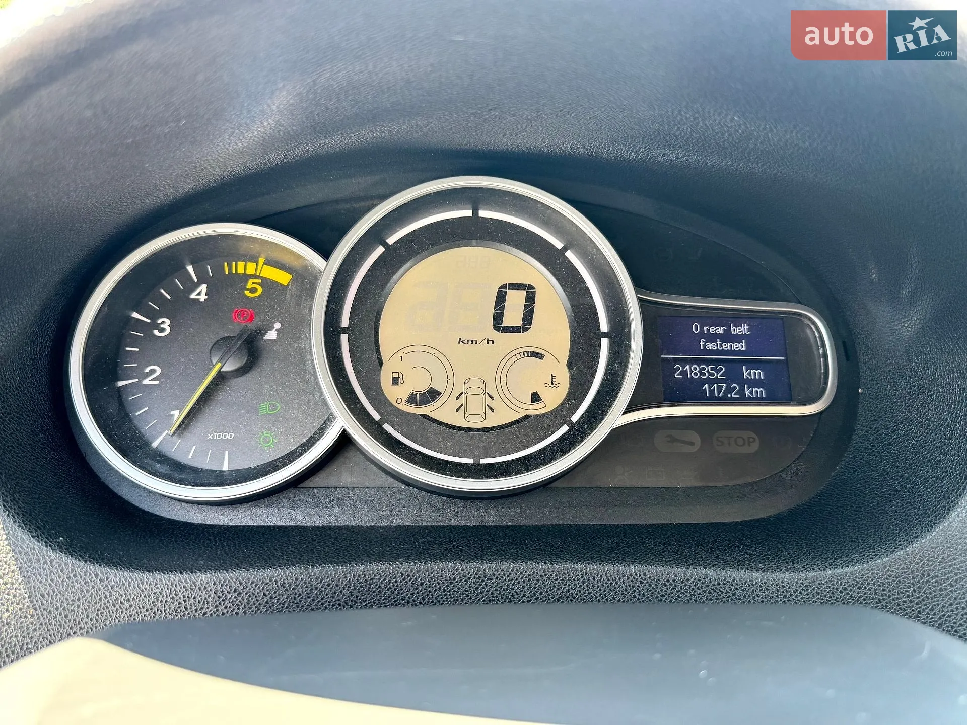 2011 Renault Megane - мініатюра 28