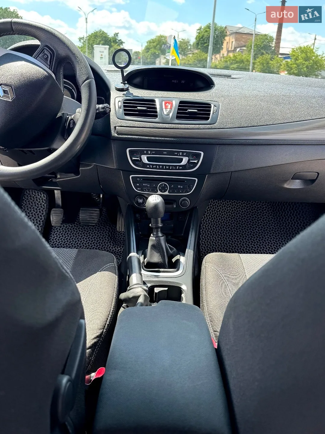 2011 Renault Megane - мініатюра 27