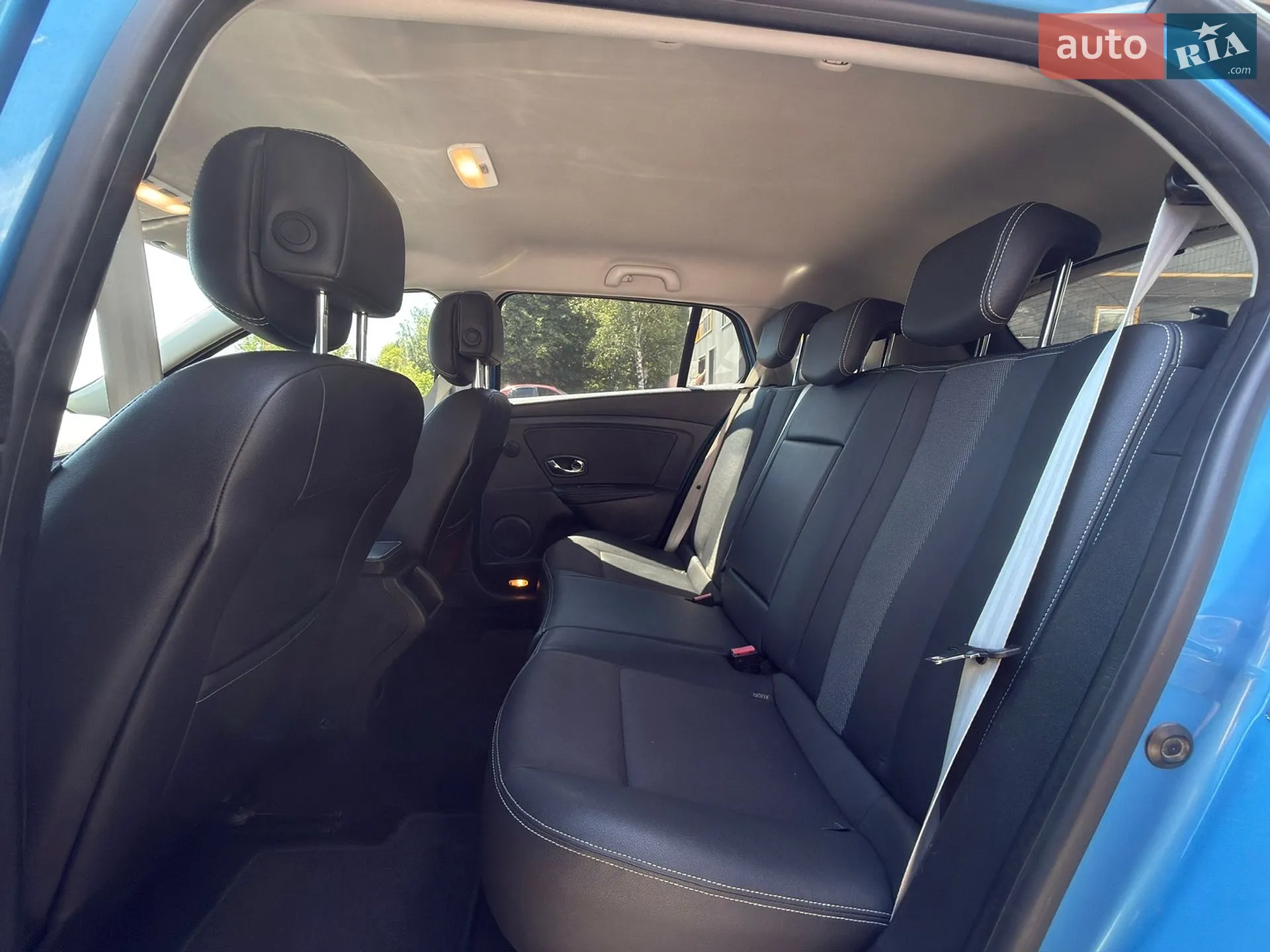 2012 Renault Megane - мініатюра 27