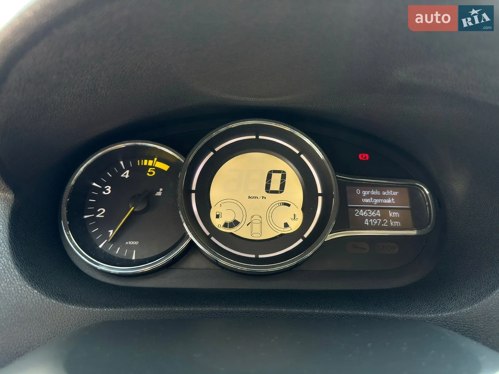 2012 Renault Megane - мініатюра 34