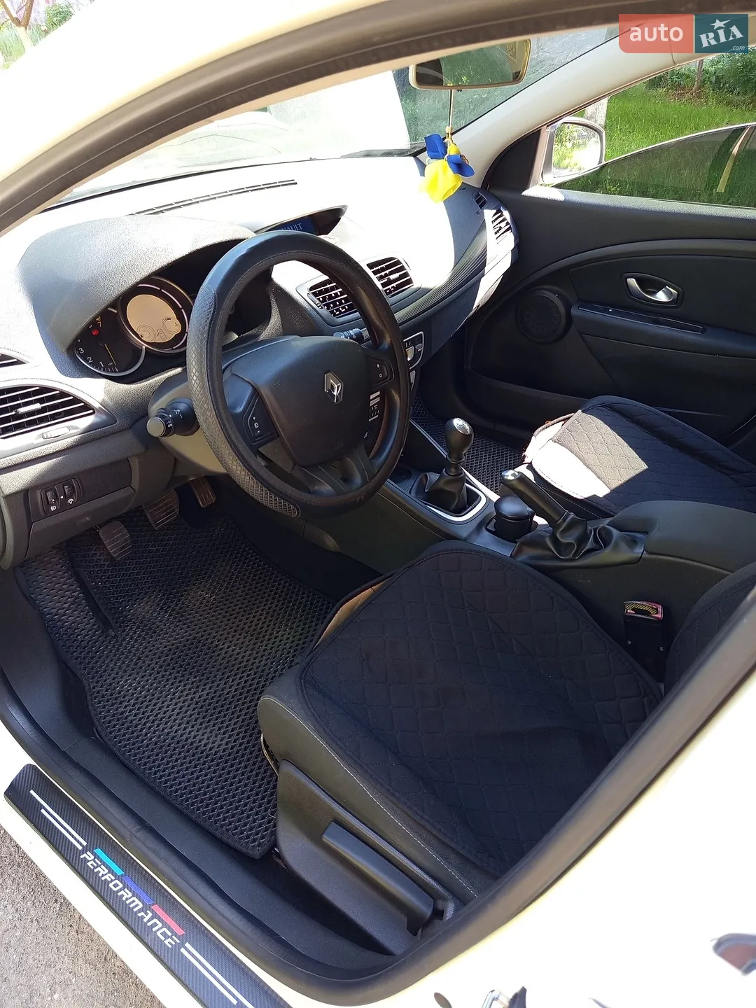2010 Renault Megane - мініатюра 3