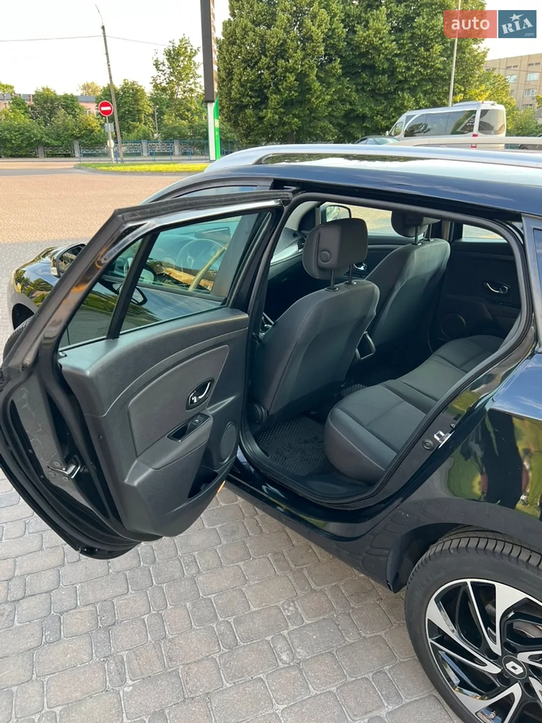 2012 Renault Megane - мініатюра 19