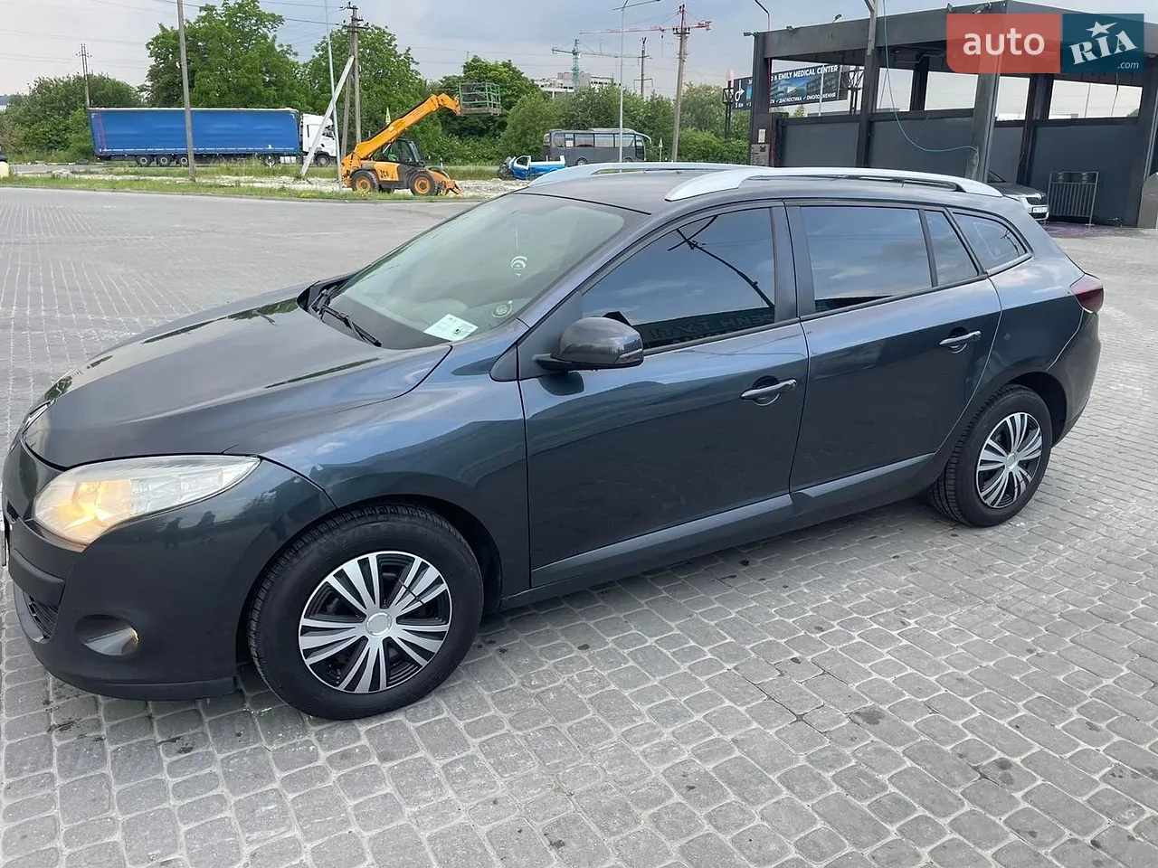 2010 Renault Megane - мініатюра 9