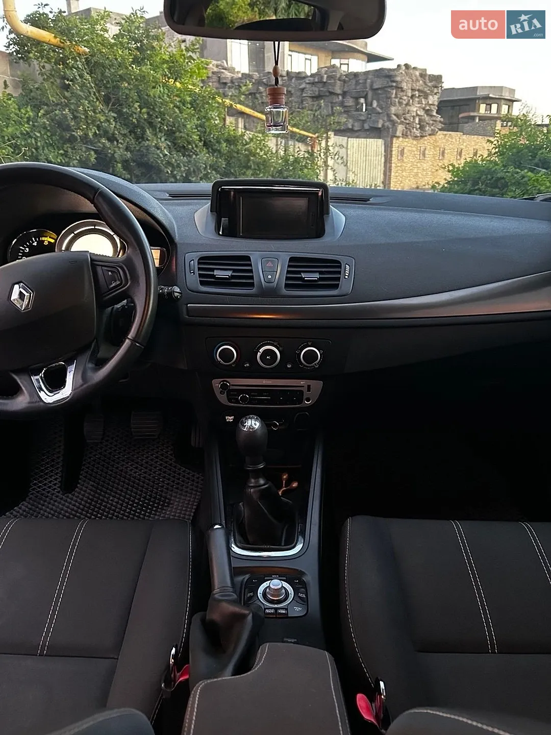 2014 Renault Megane - мініатюра 11