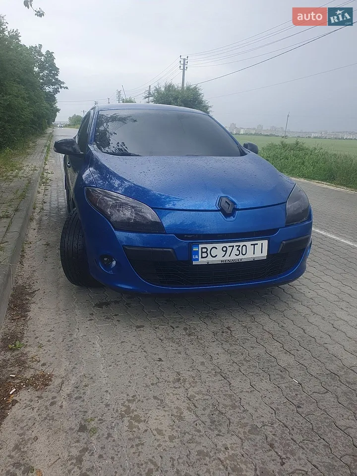 2012 Renault Megane - мініатюра 24