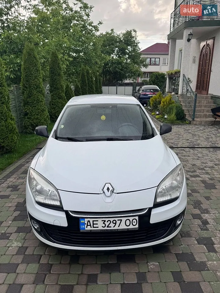 2012 Renault Megane - мініатюра 27