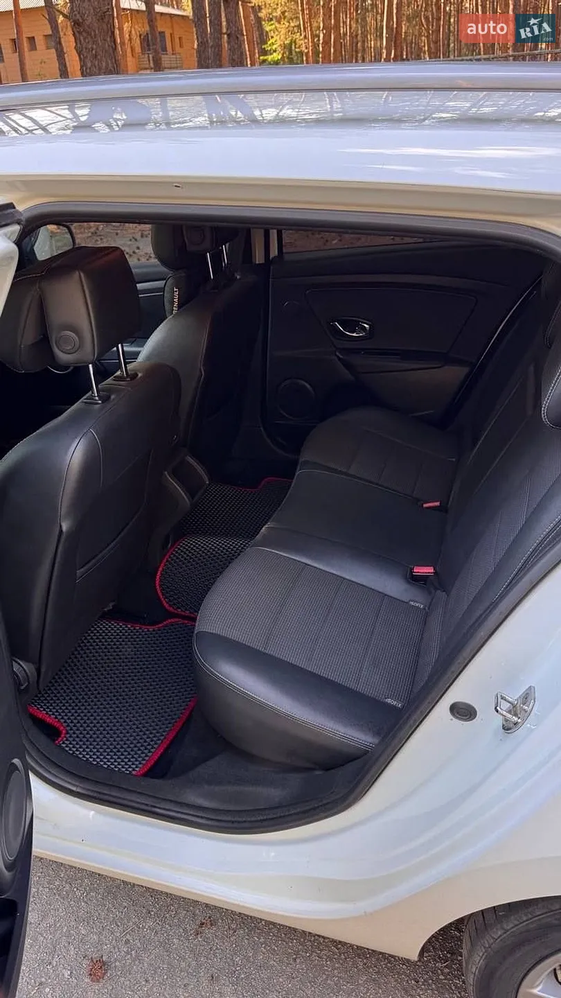 2012 Renault Megane - мініатюра 8