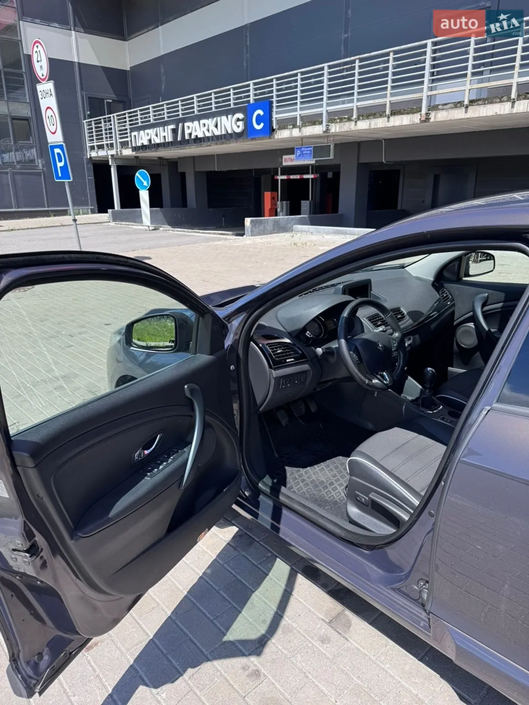 2013 Renault Megane - мініатюра 30