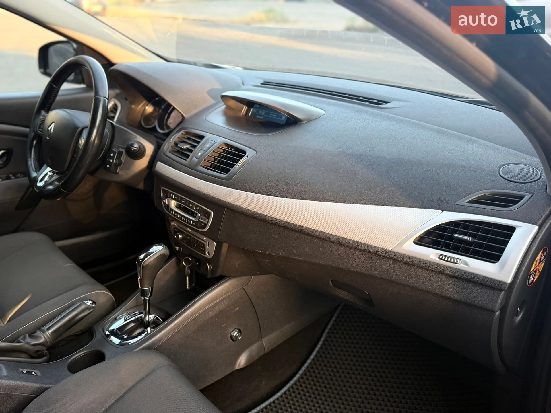 2014 Renault Megane - мініатюра 22