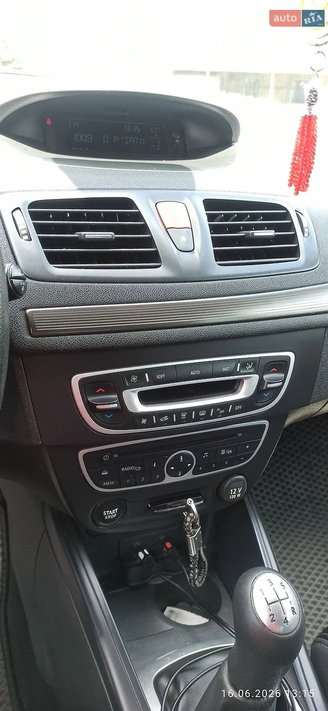 2012 Renault Megane - мініатюра 14