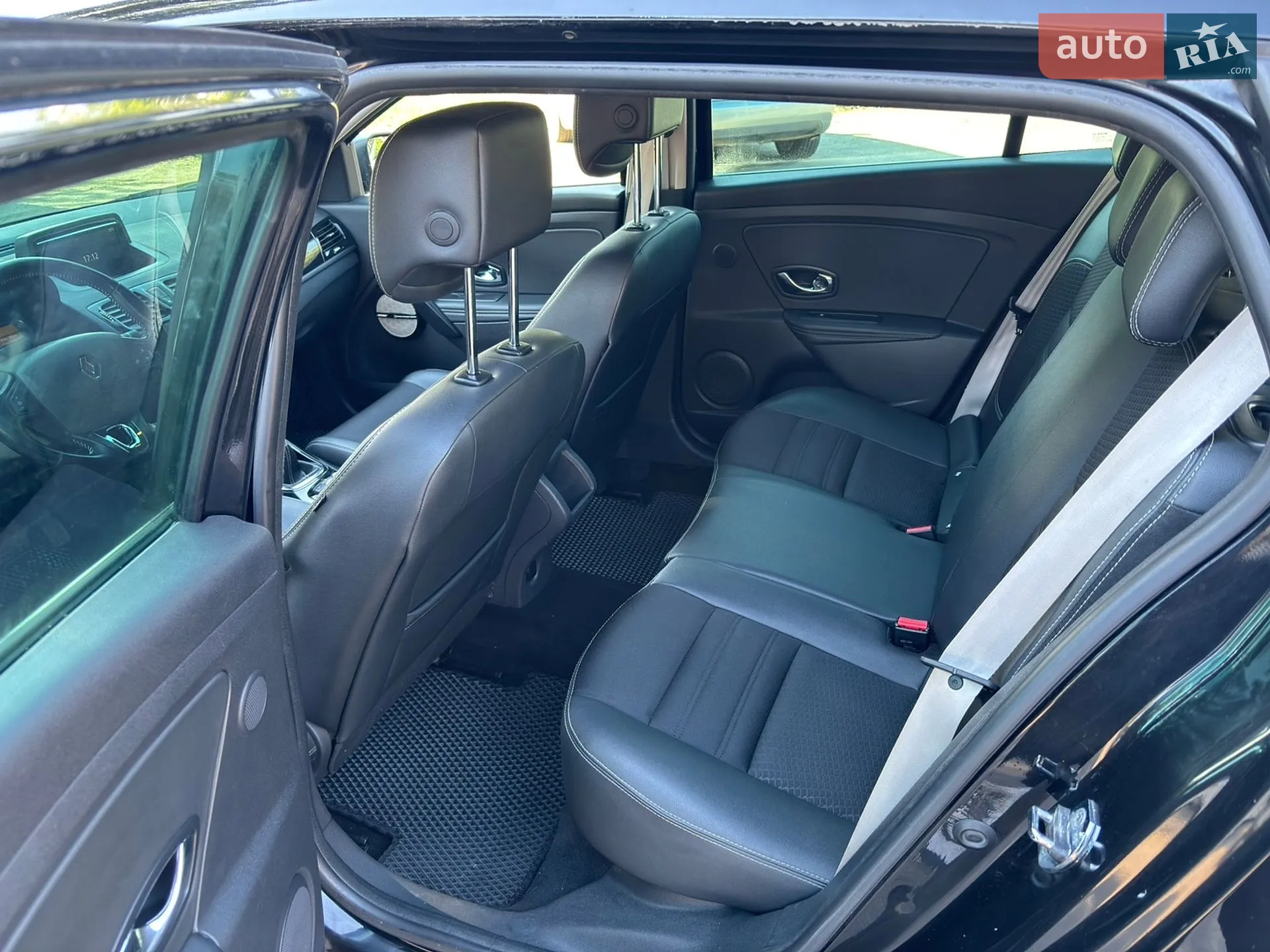 2015 Renault Megane - мініатюра 8