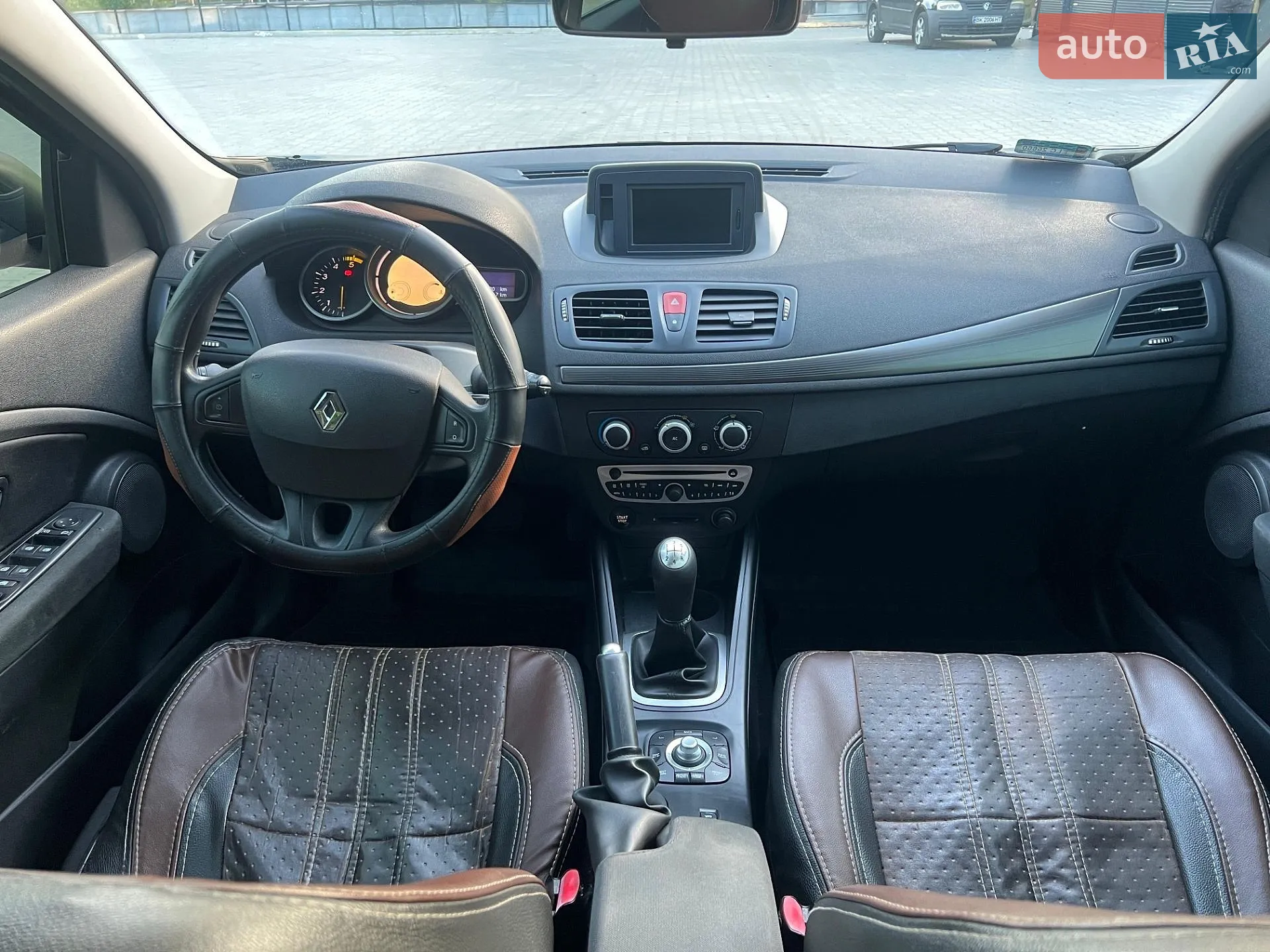 2011 Renault Megane - мініатюра 52
