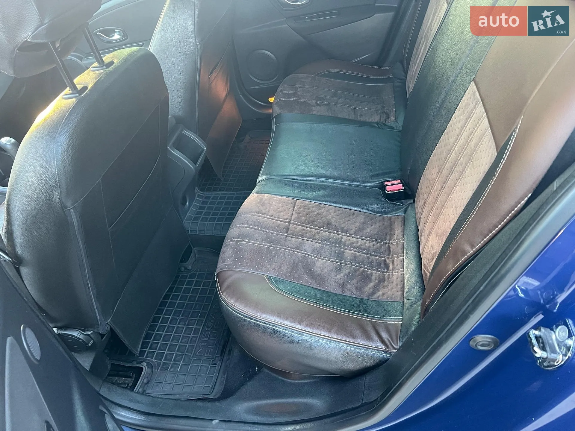 2011 Renault Megane - мініатюра 63