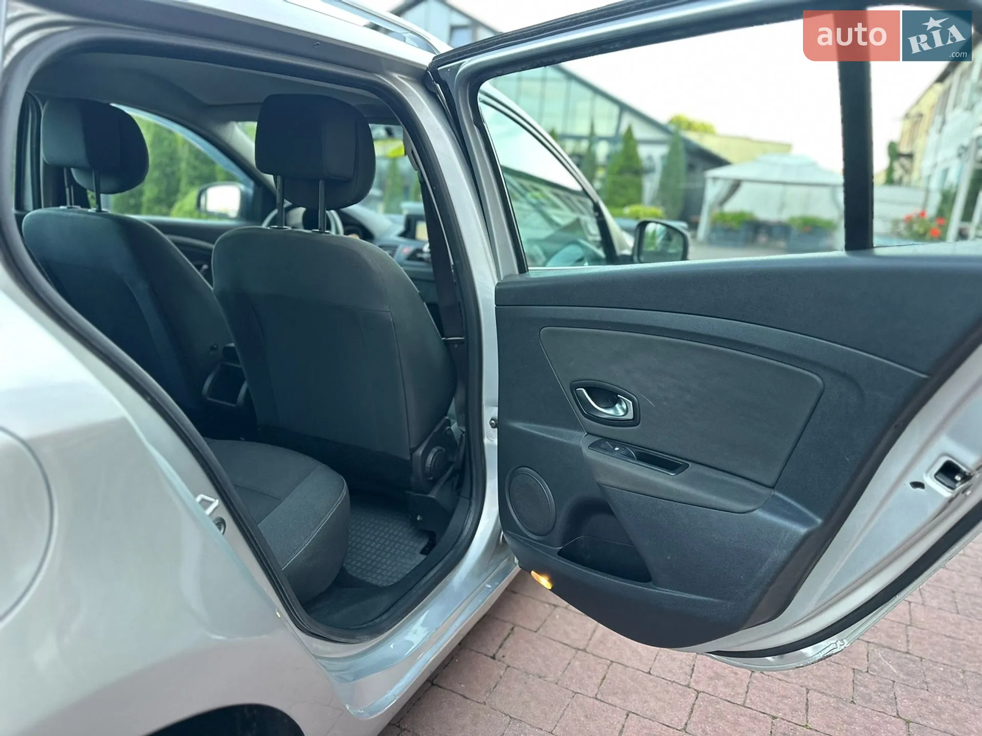 2012 Renault Megane - мініатюра 25