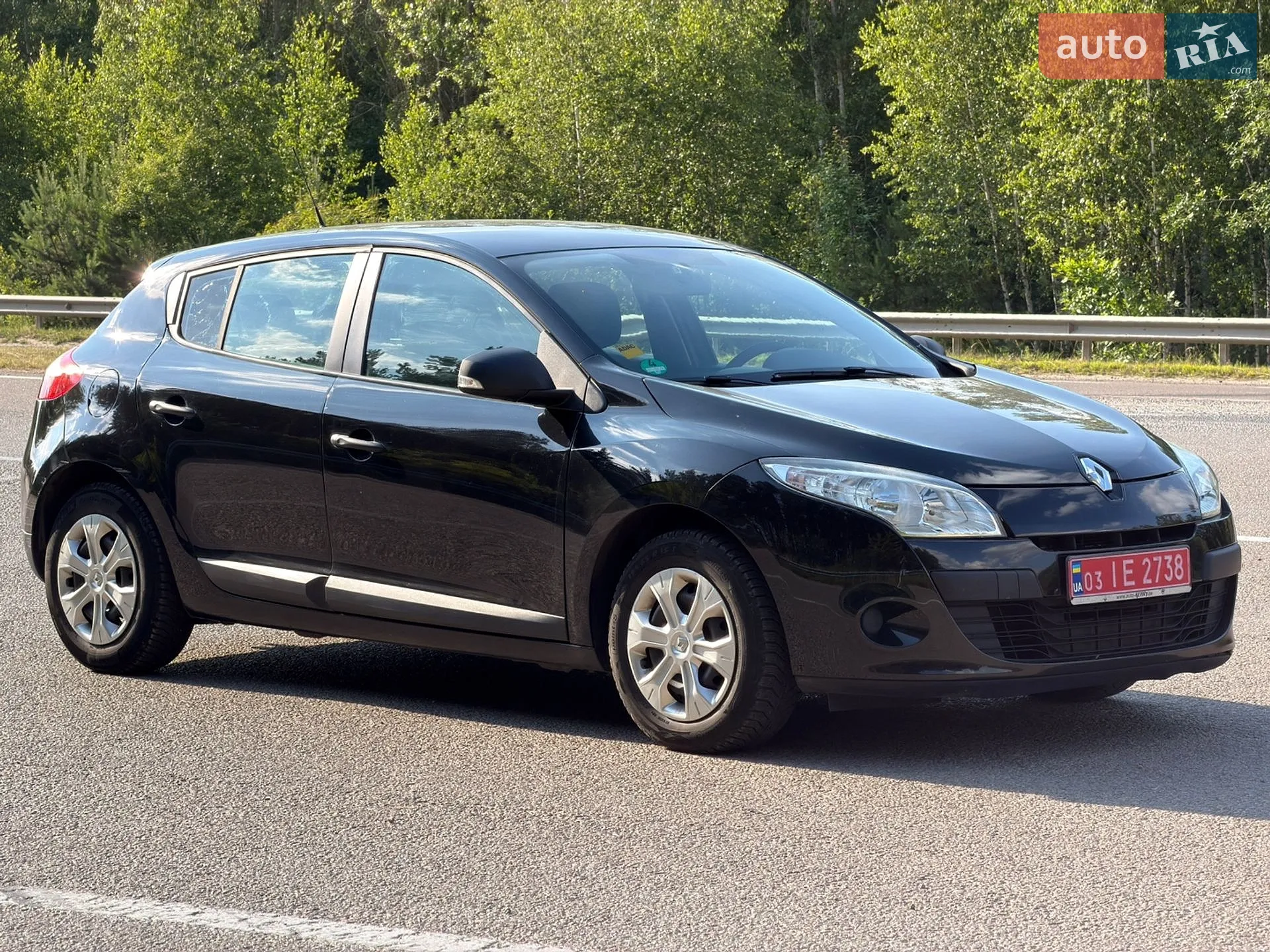 2010 Renault Megane - мініатюра 11