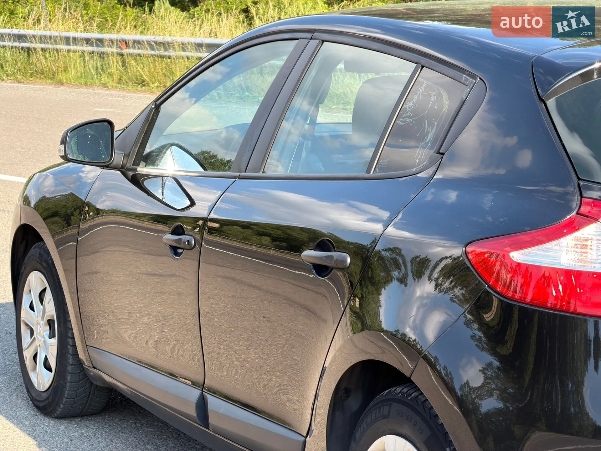 2010 Renault Megane - мініатюра 21
