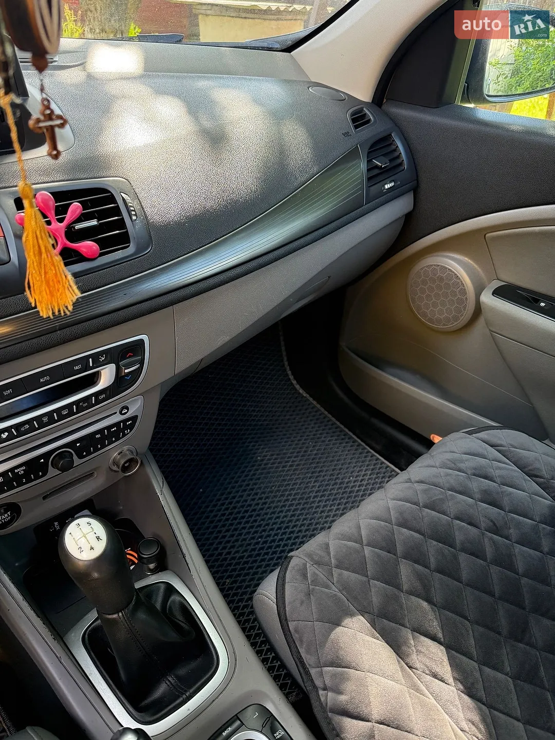 2010 Renault Megane - мініатюра 10