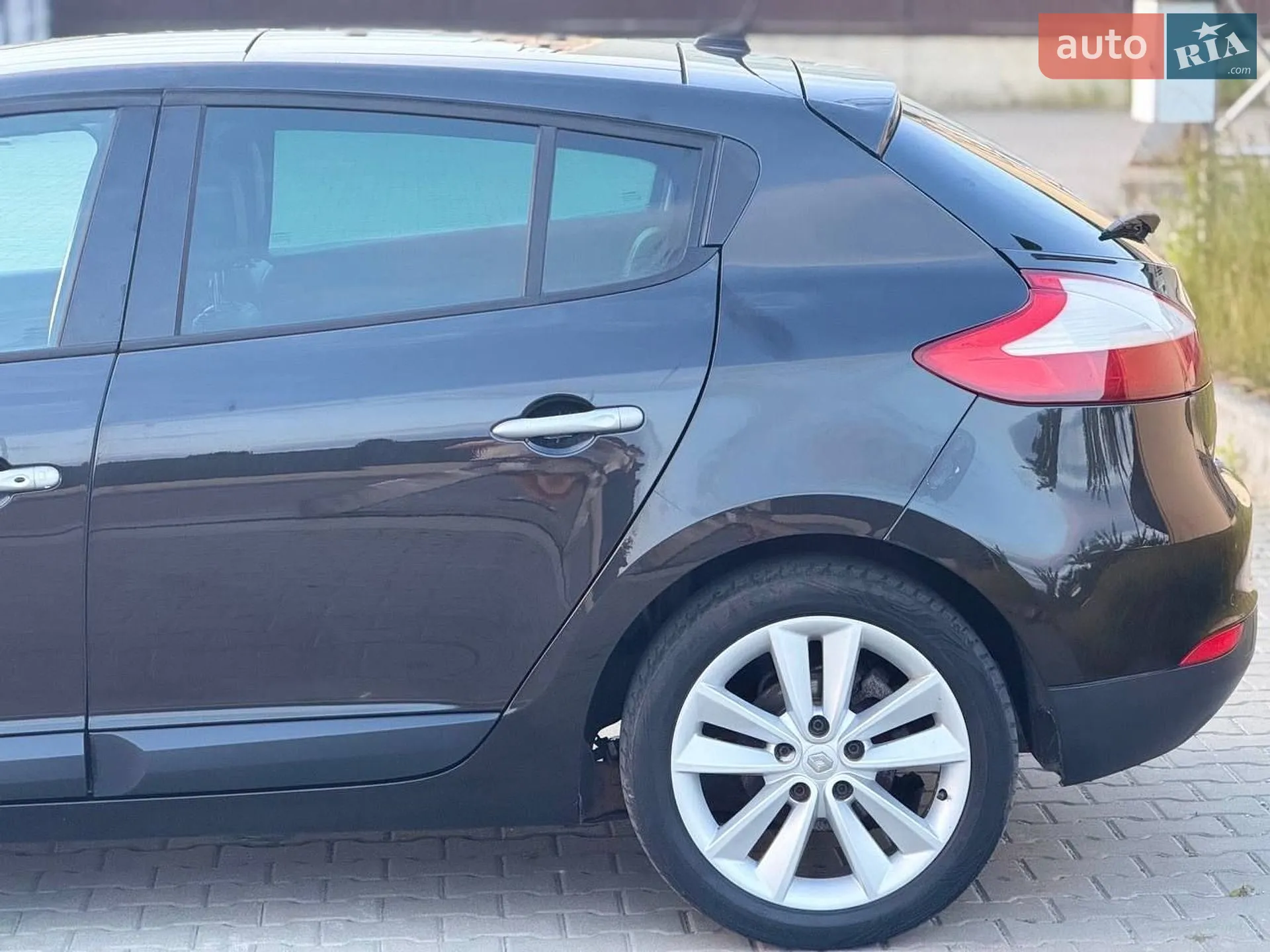 2010 Renault Megane - мініатюра 13