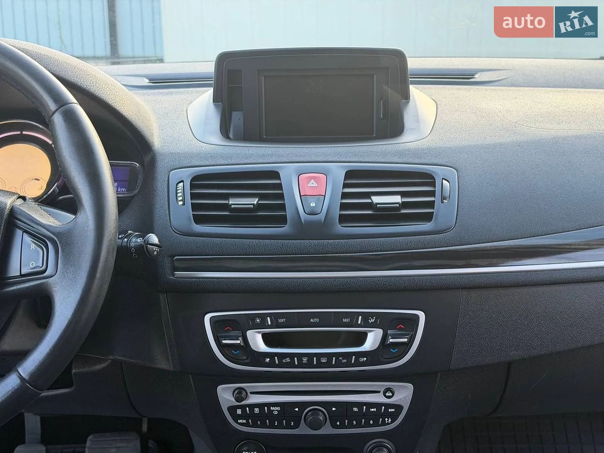 2010 Renault Megane - мініатюра 29