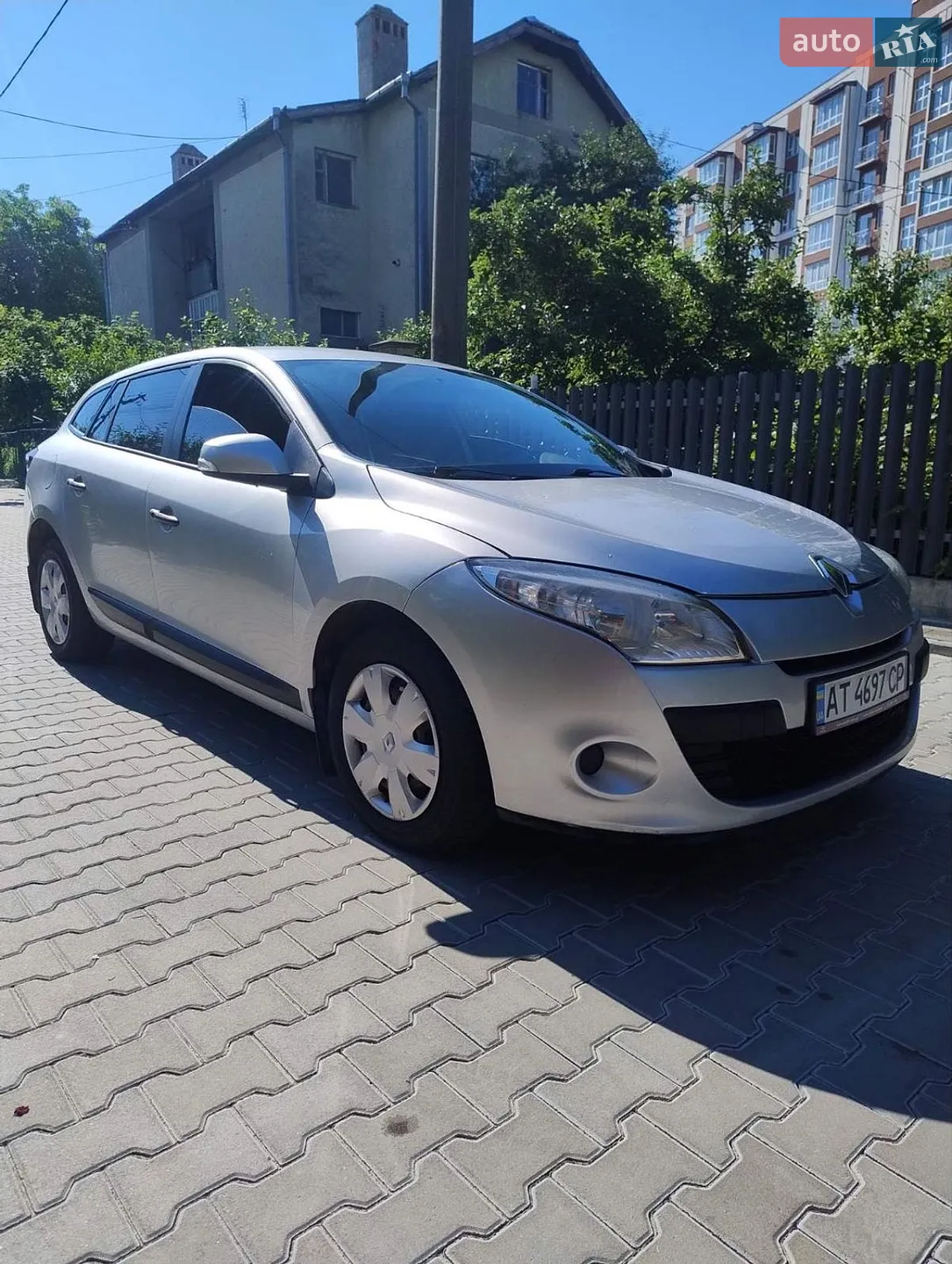 2010 Renault Megane - мініатюра 11