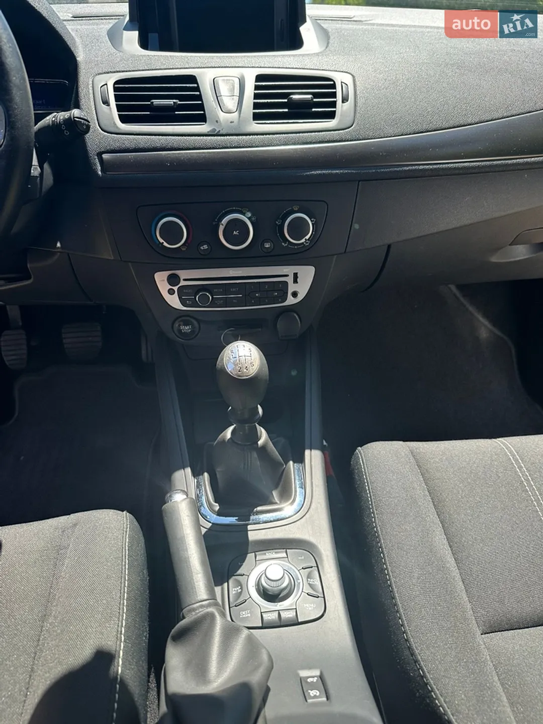 2014 Renault Megane - мініатюра 28
