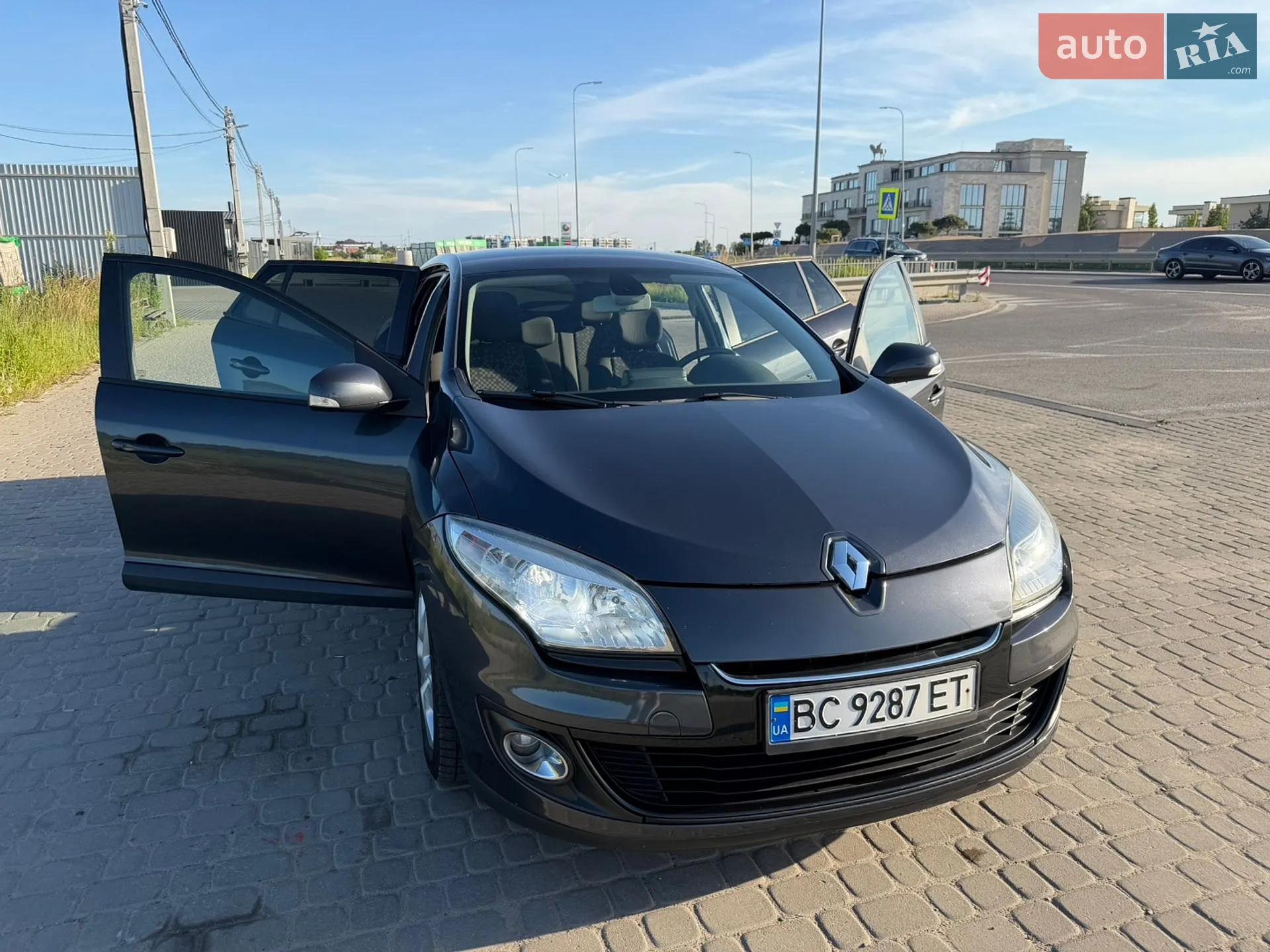 2012 Renault Megane - мініатюра 16