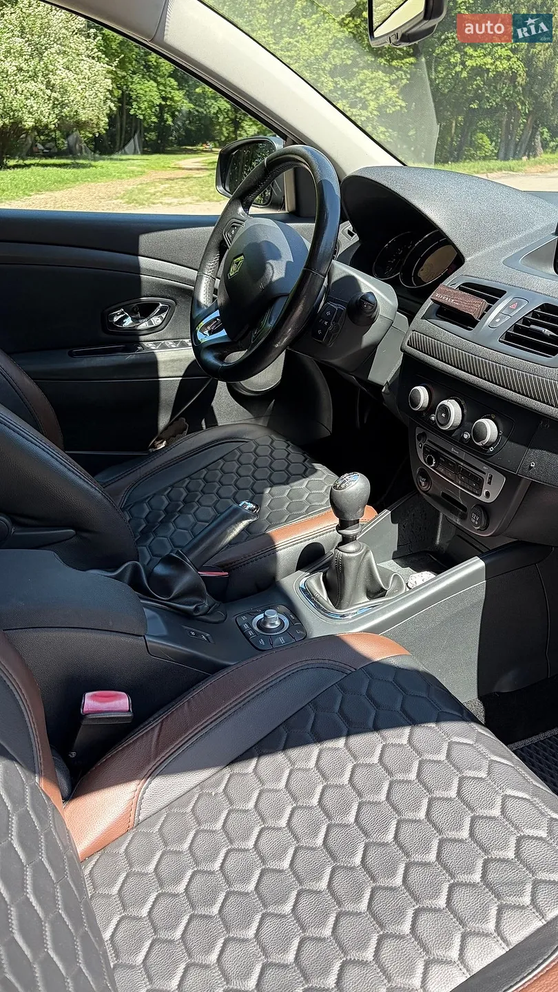 2013 Renault Megane - мініатюра 27