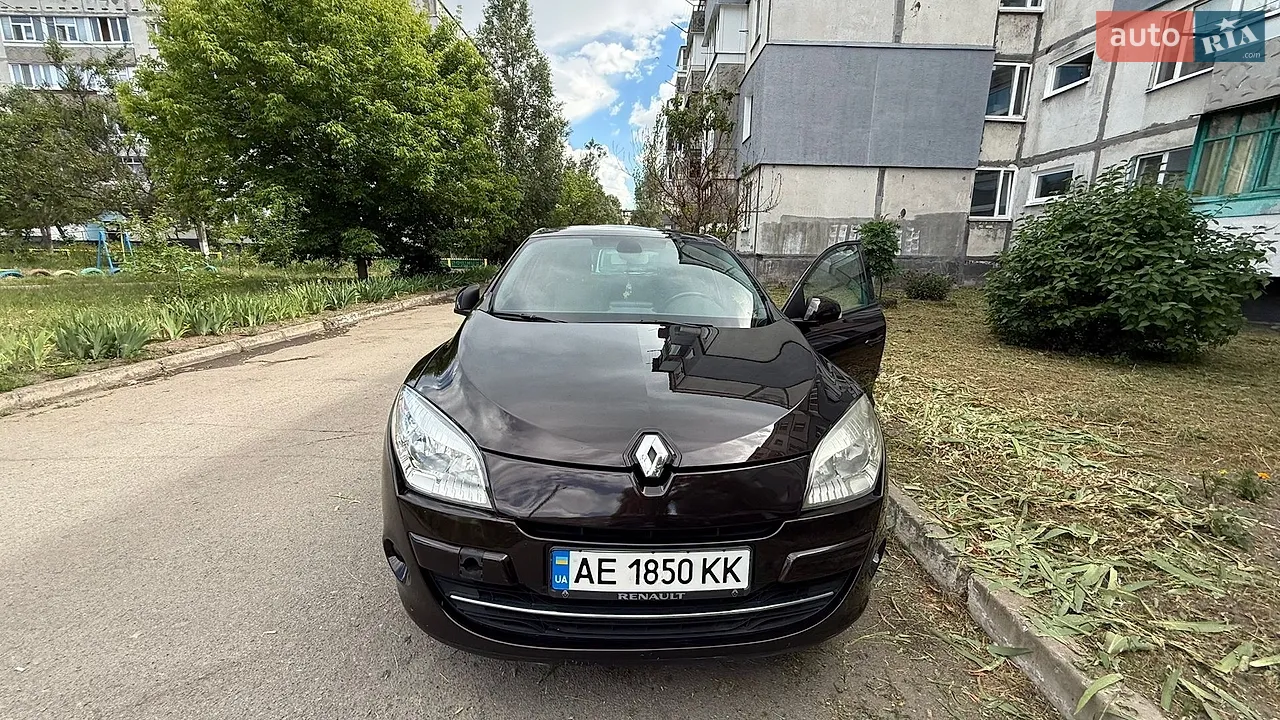 2011 Renault Megane - мініатюра 32