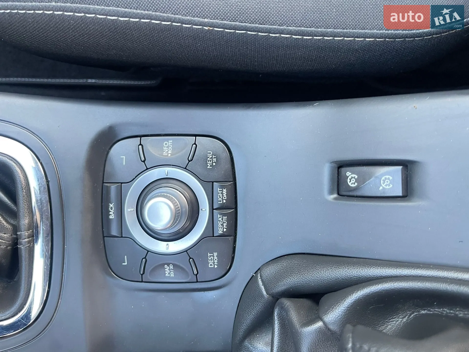 2012 Renault Megane - мініатюра 18