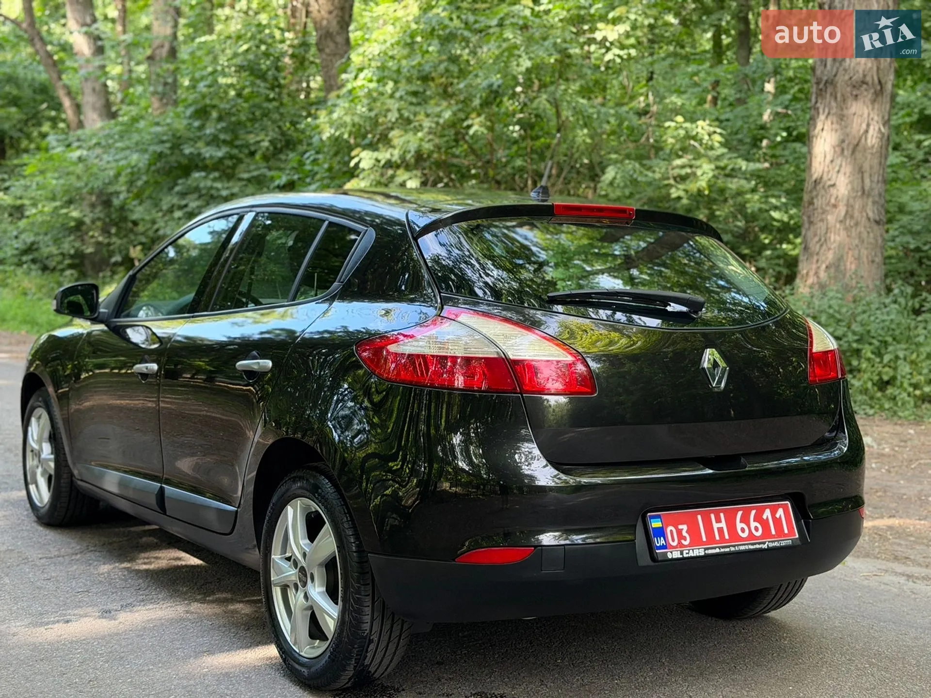 2010 Renault Megane - мініатюра 15