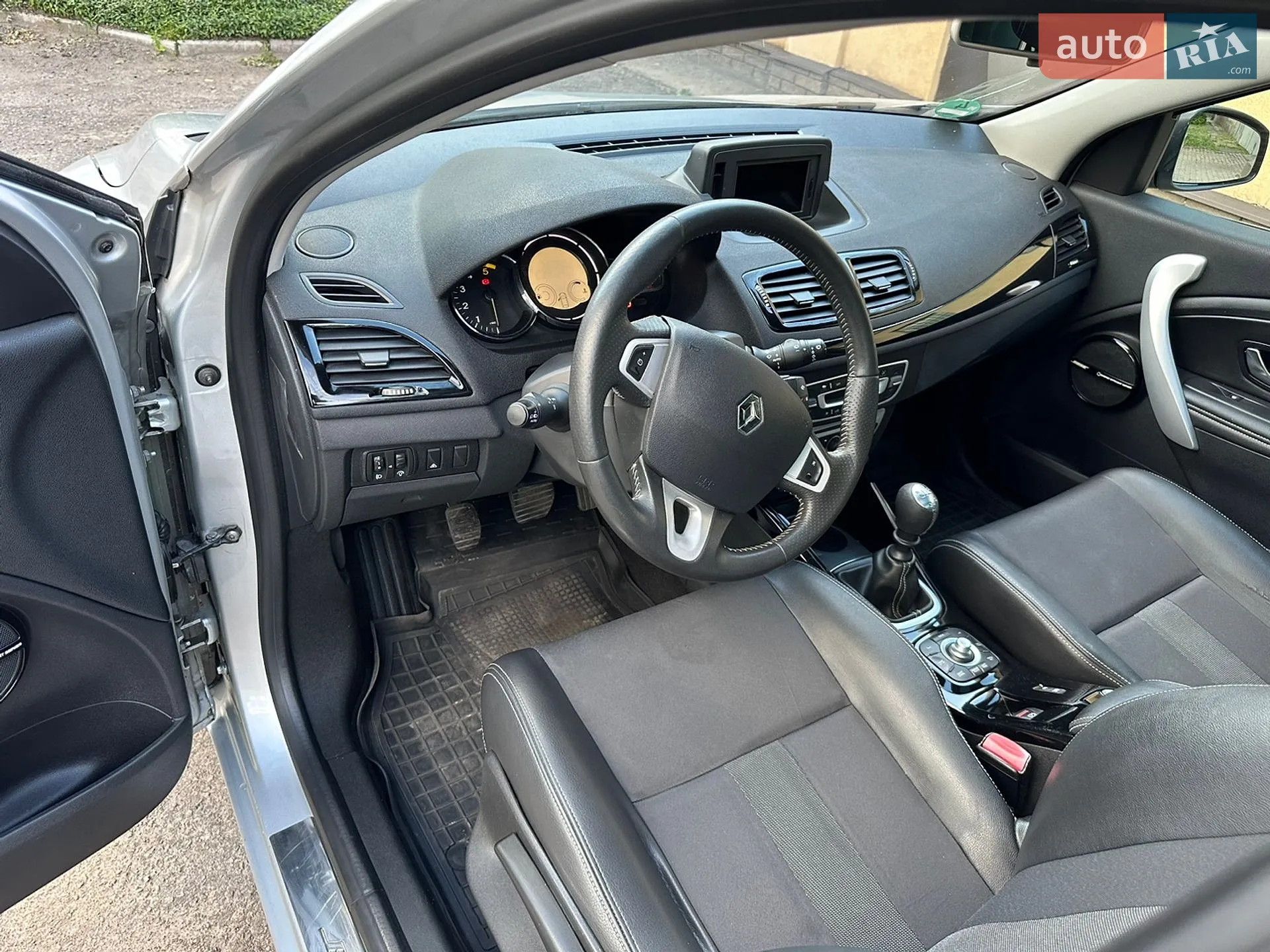 2011 Renault Megane - мініатюра 20