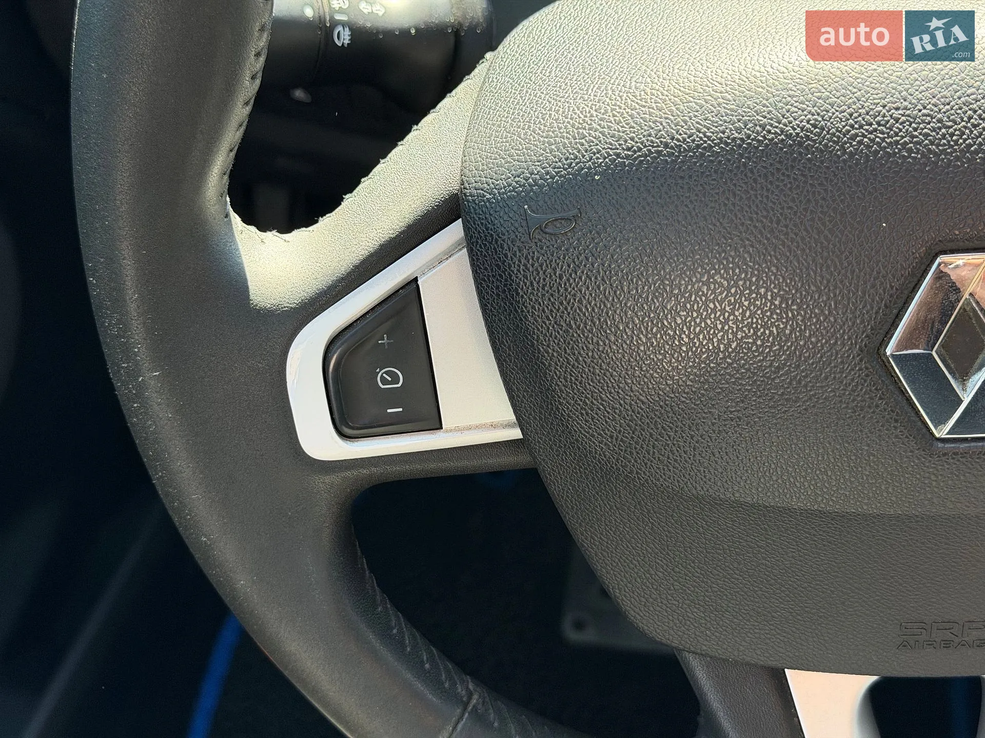 2012 Renault Megane - мініатюра 35