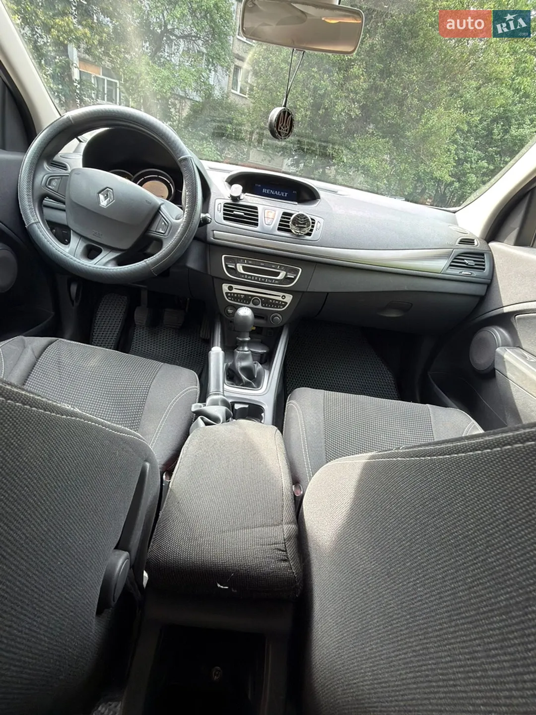 2010 Renault Megane - мініатюра 32