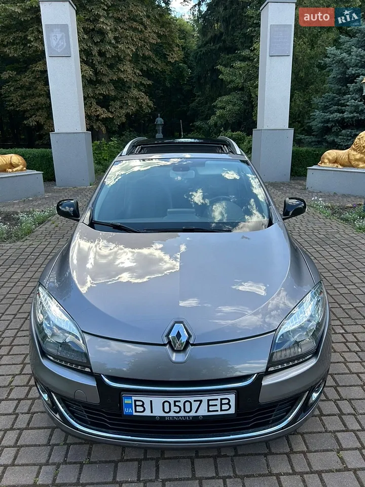 2012 Renault Megane - мініатюра 21