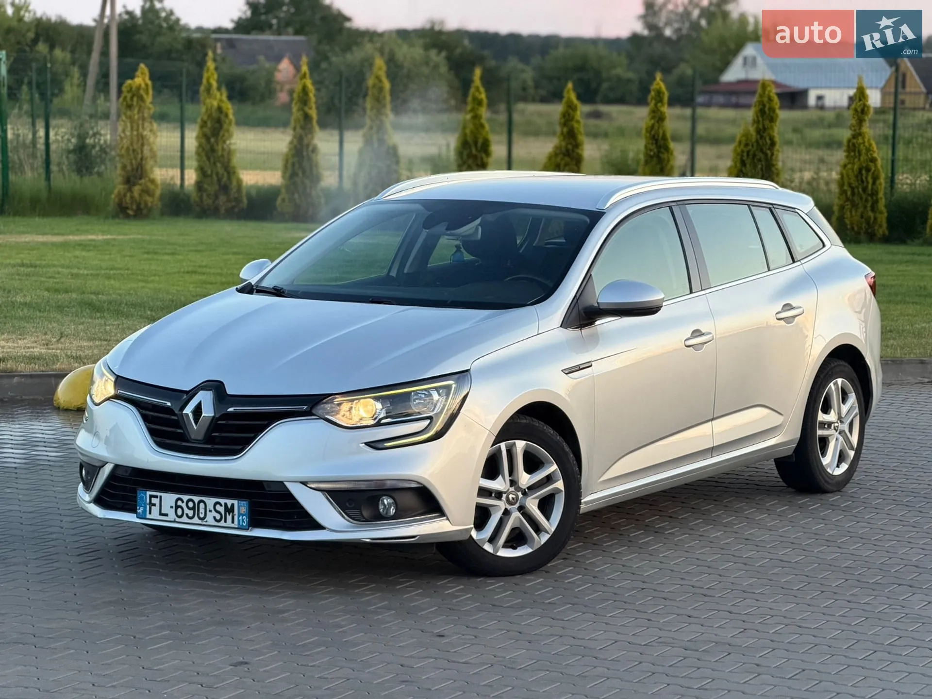 2019 Renault Megane - мініатюра 8