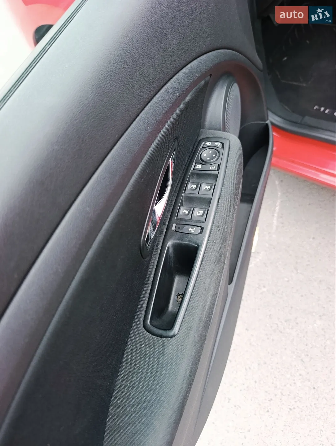 2012 Renault Megane - мініатюра 39