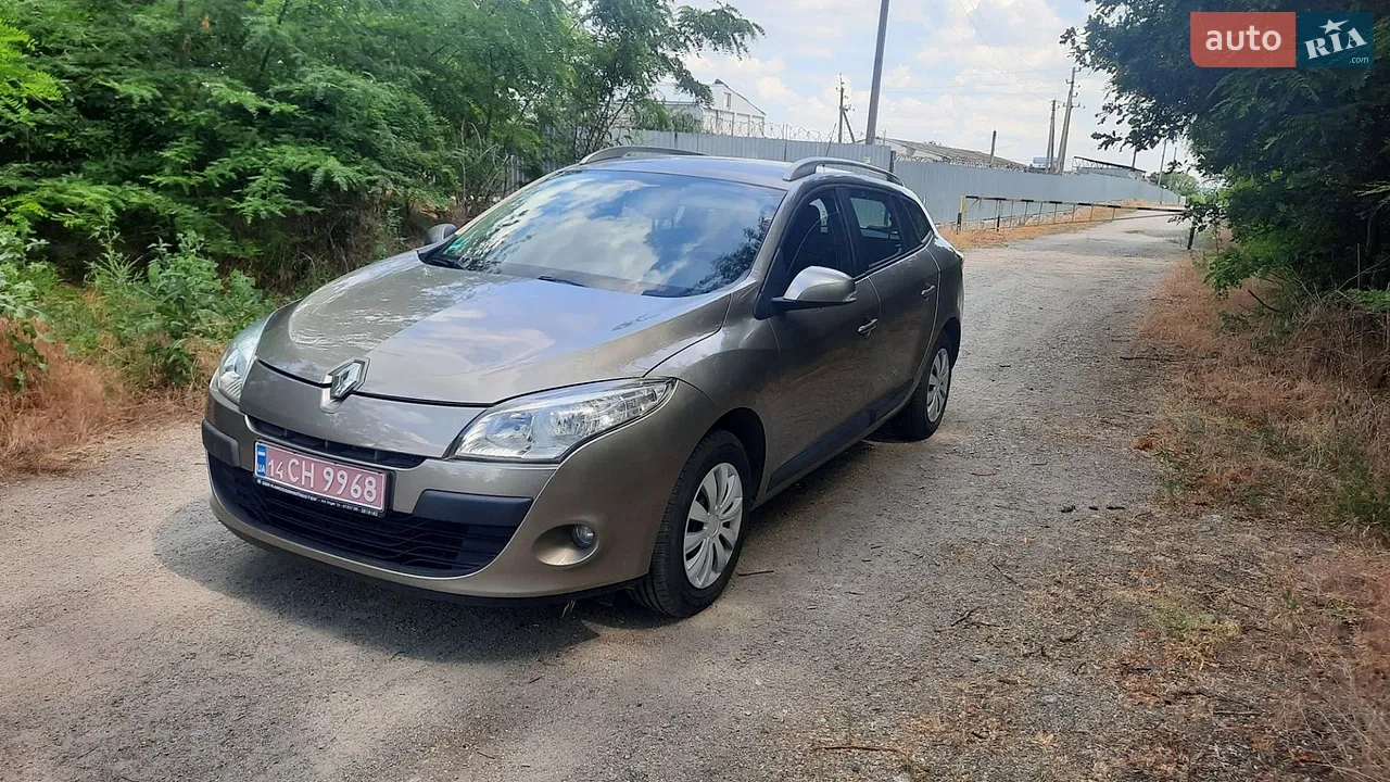 2011 Renault Megane - мініатюра 25