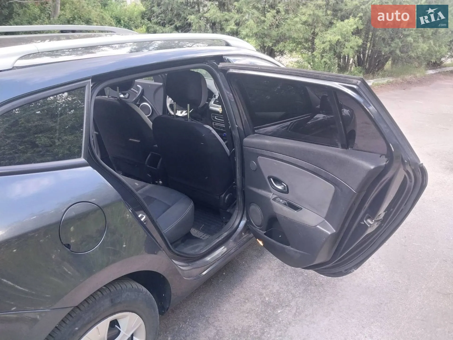 2010 Renault Megane - мініатюра 2