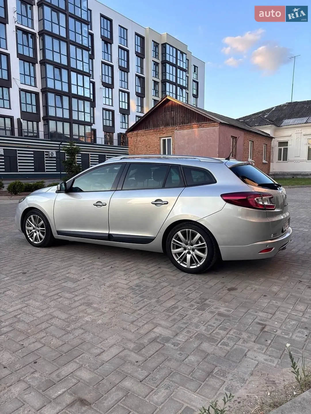 Renault Megane 2011 VIN VF1KZ8G0646178721 фото оголошення 11 з 58