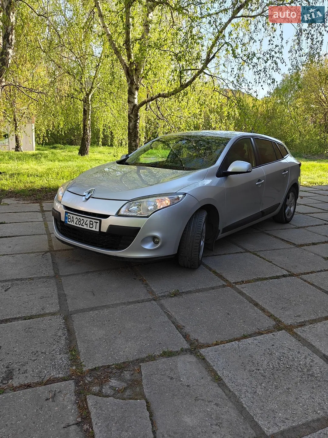 Renault Megane 2011 VIN VF1KZ1G0644836620 фото оголошення 2 з 5