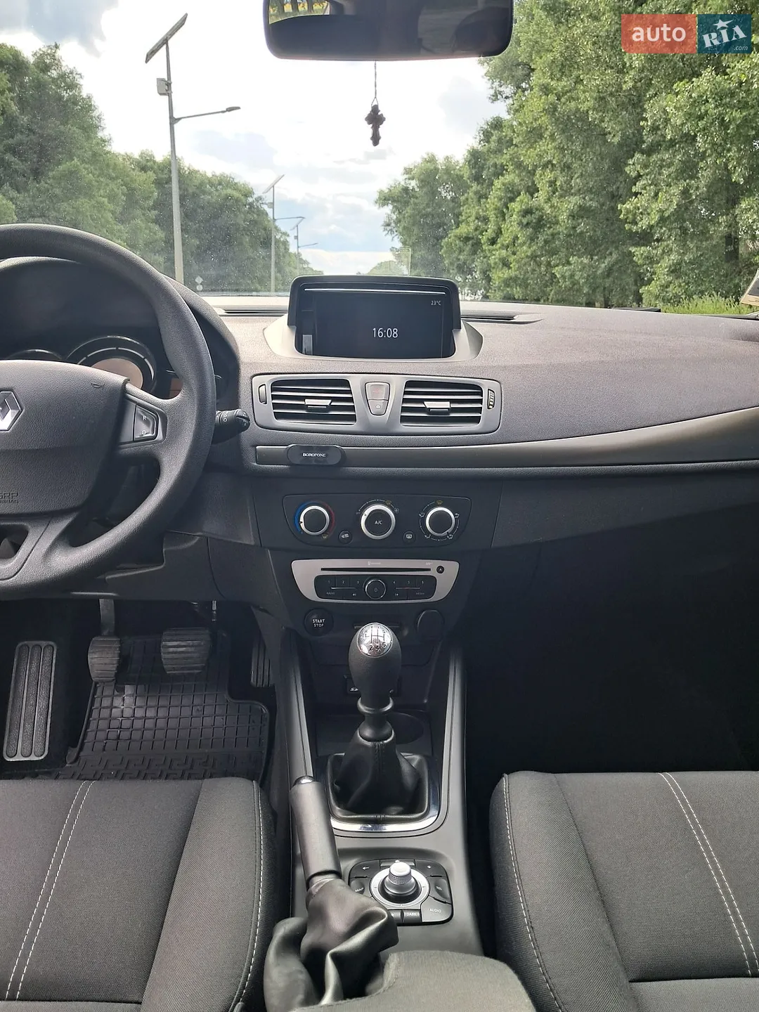 2015 Renault Megane - мініатюра 11