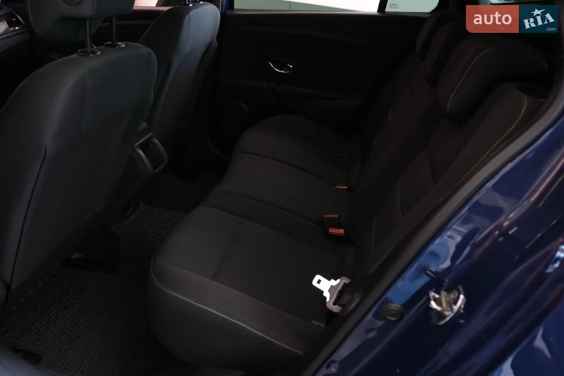 2013 Renault Megane - мініатюра 24