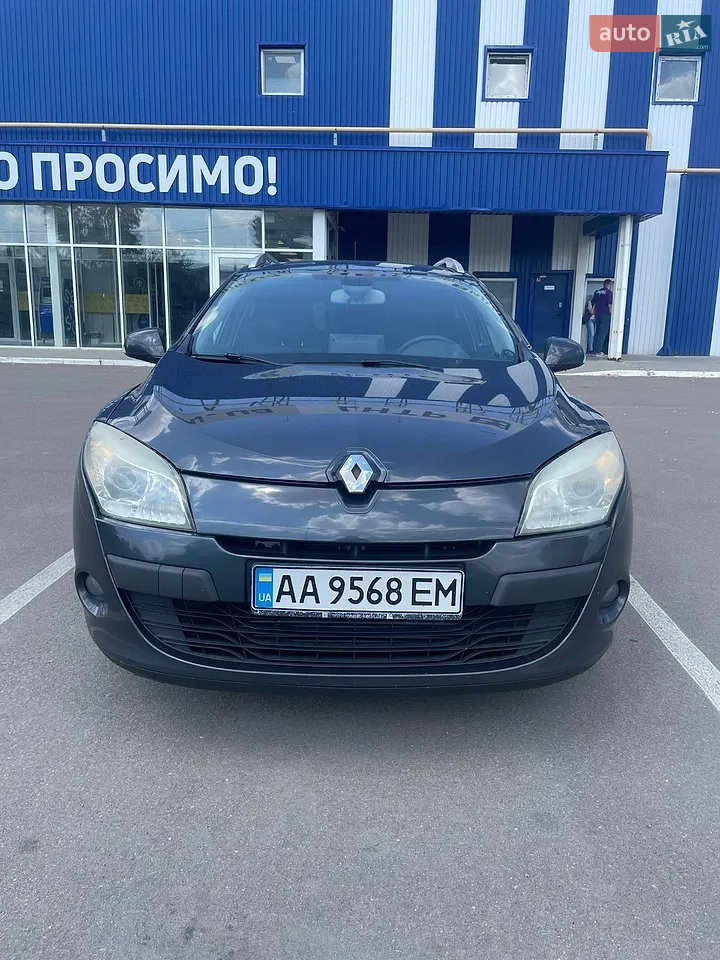 2010 Renault Megane - мініатюра 12