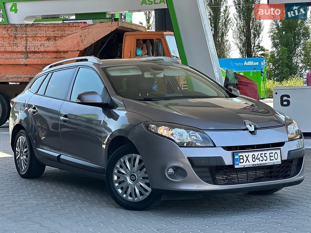 2010 Renault Megane - мініатюра 13