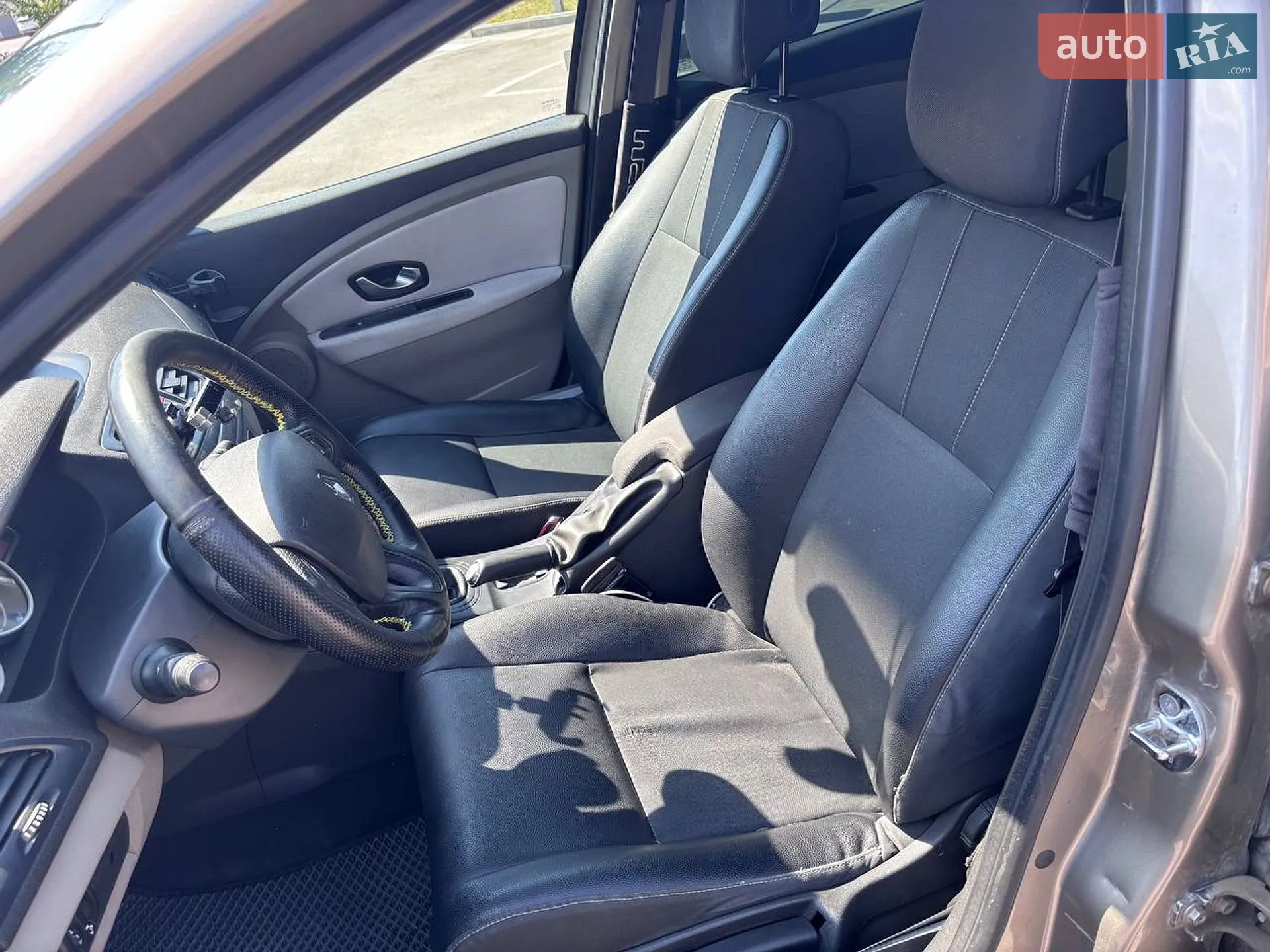 2010 Renault Megane - мініатюра 7