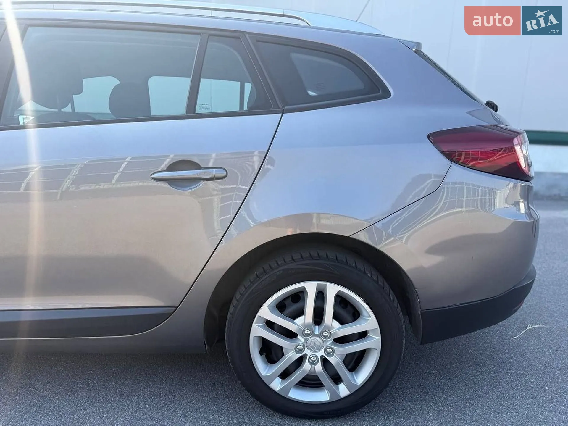 2011 Renault Megane - мініатюра 30