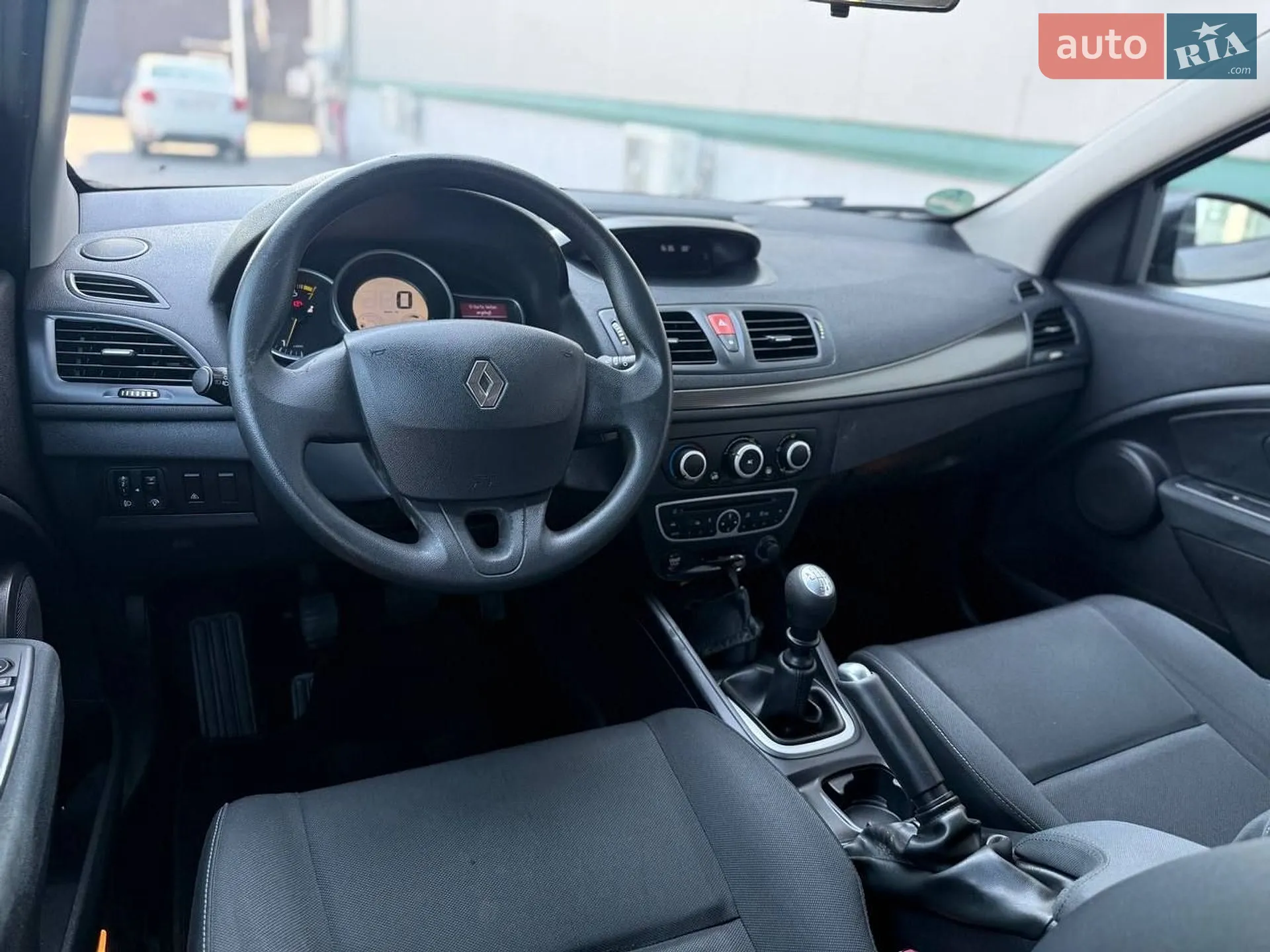 2011 Renault Megane - мініатюра 54