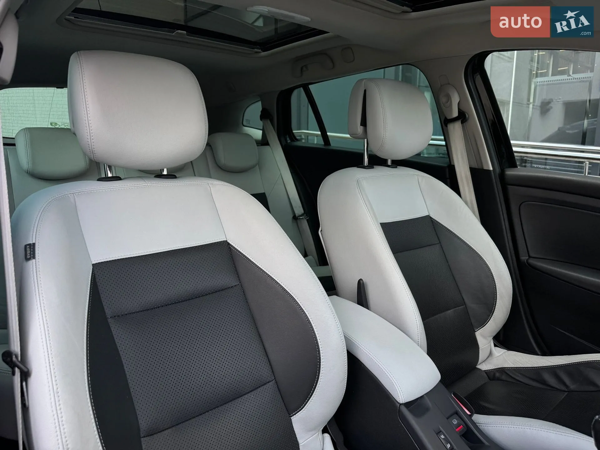 2012 Renault Megane - мініатюра 25