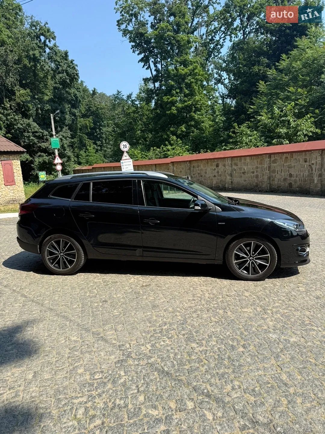 2015 Renault Megane - мініатюра 11